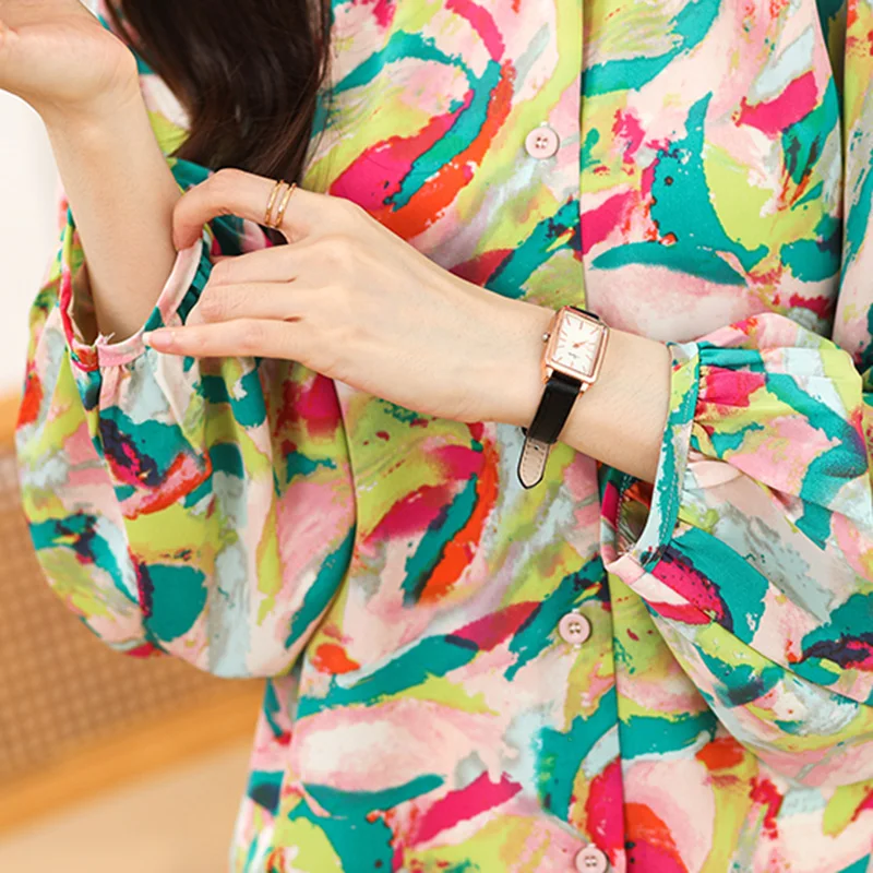 Женская шифоновая блузка с круглым вырезом и пышными рукавами