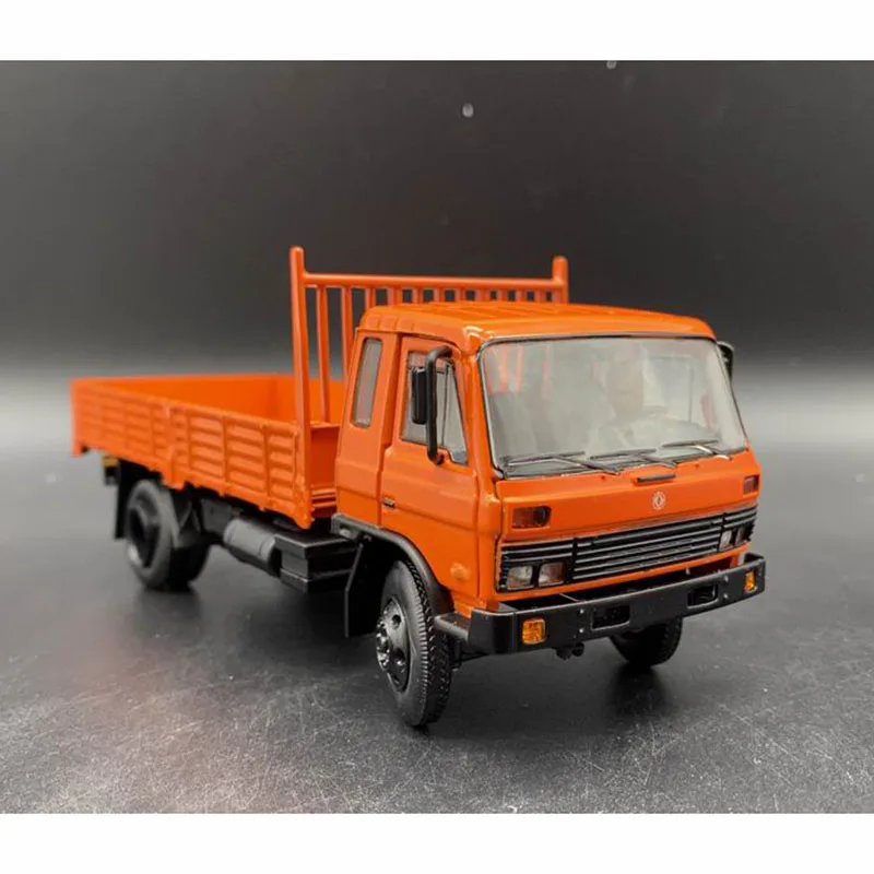 

Модель грузовика из сплава Dongfeng EQ153 Cummins, коллекционные украшения, масштаб 1/43