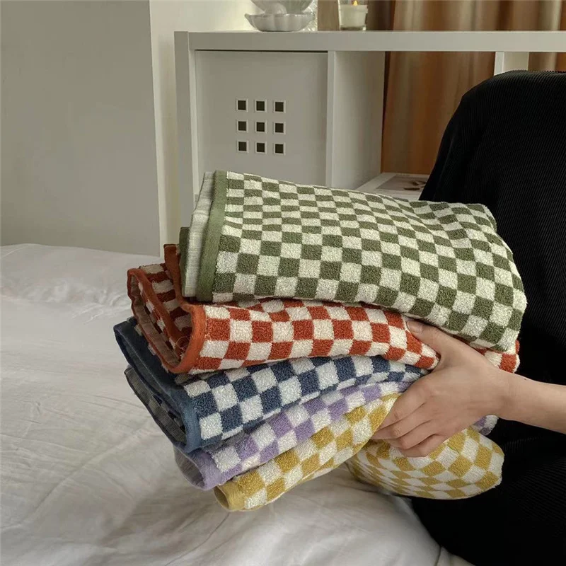 

Ретро Шахматное клетчатое длинное штапельное Хлопковое полотенце, мягкое приятное для кожи полотенце для лица, поглощающее банное полотенце для дома и гостиницы