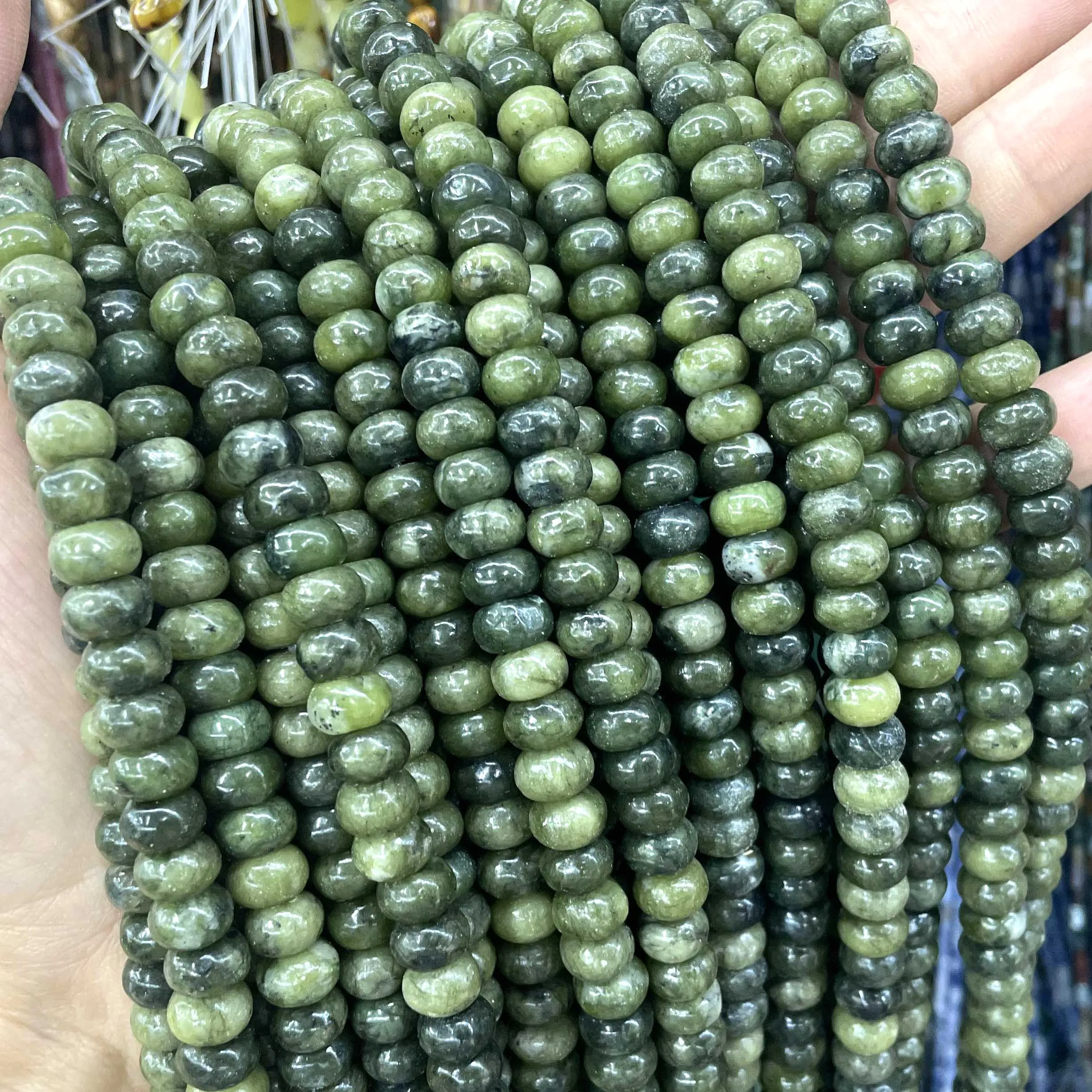 Свободные круглые бусины из натурального камня зеленого нефрита 6 8 10 мм