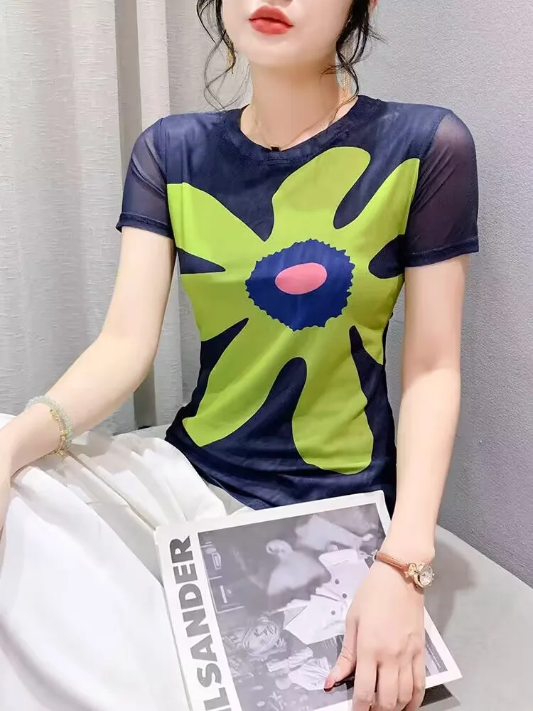 Женская футболка с цветочным принтом элегантная Приталенная круглым вырезом