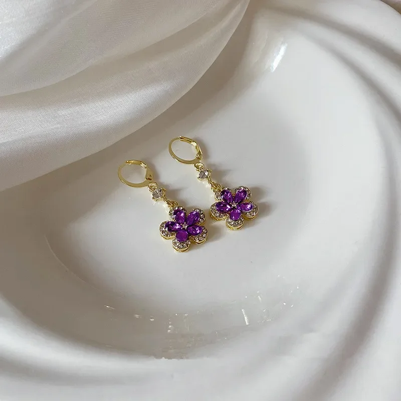 Фиолетовые серьги-подвески Dancing Bullet