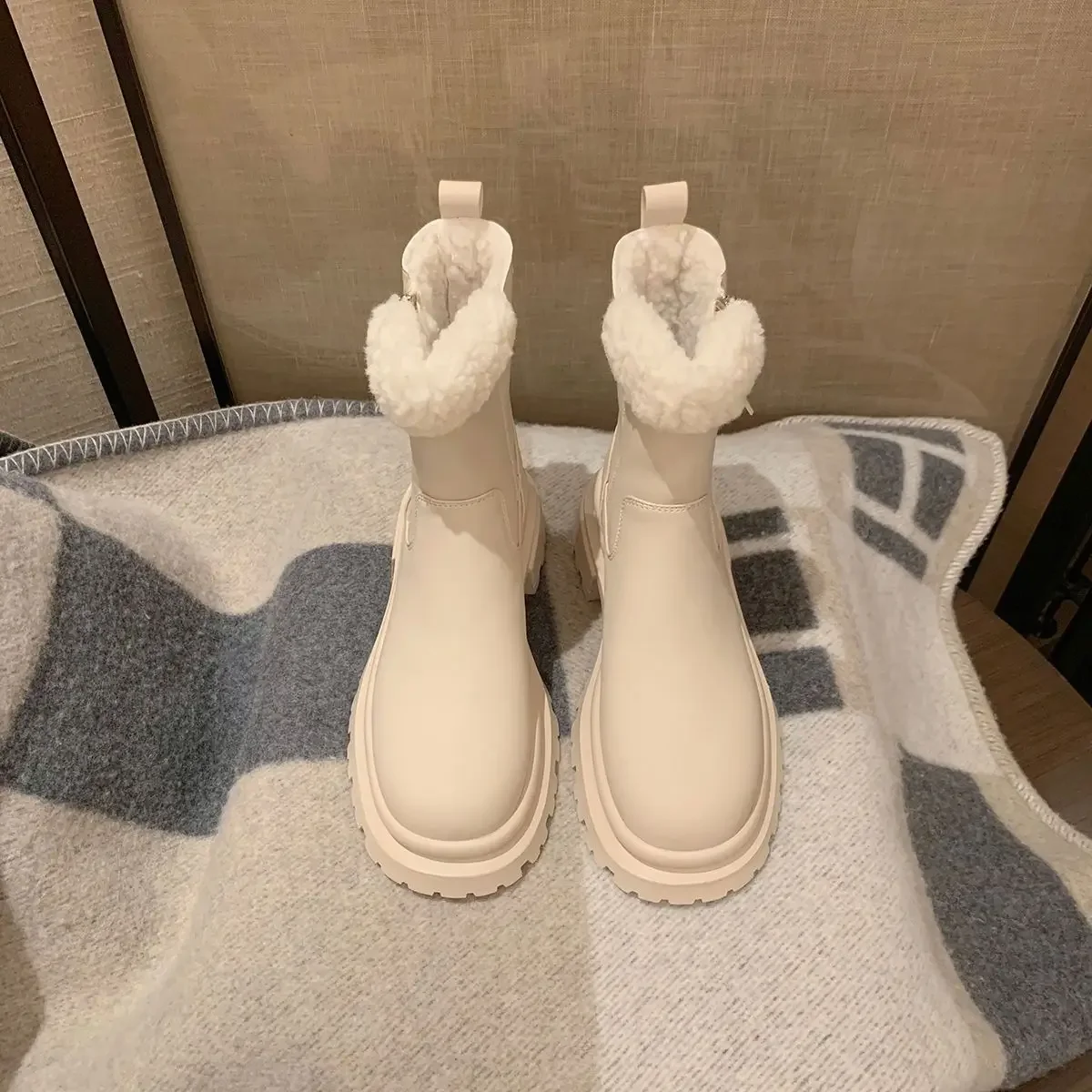 

Женские зимние ботинки с круглым носком и бахромой, Y2k