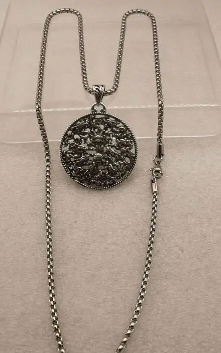 

Old Chinese tibet silver handcarved Hollow out Dragon Pendant necklace 98021