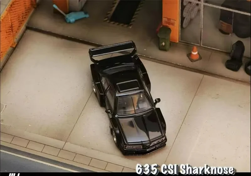 Модель автомобиля SW 1:64 E24 635 CSI Sharknose Black Limited 999