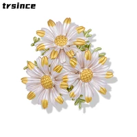 new ins personality small daisy brooch flower pin cute japanese pin atmospheric clothing accessories