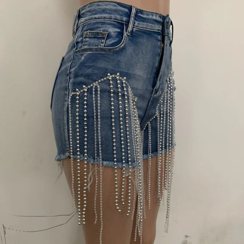 2023 Plus Size Summer Fashion Ladies Sexy Ripped Beaded Fringe Zipper Personality Temperament Skinny Denim Shorts Women