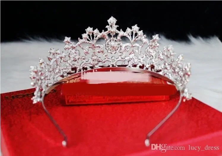 

Bride Tiaras Baroque Luxury Rhinestone Crystal Crown Queen Diamond Hair Princess Korean White Shining Hair Accessories