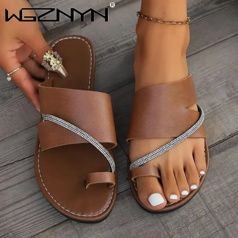 2024 женские кожаные шлепанцы женская обувь летние брендовые Модные сандалии