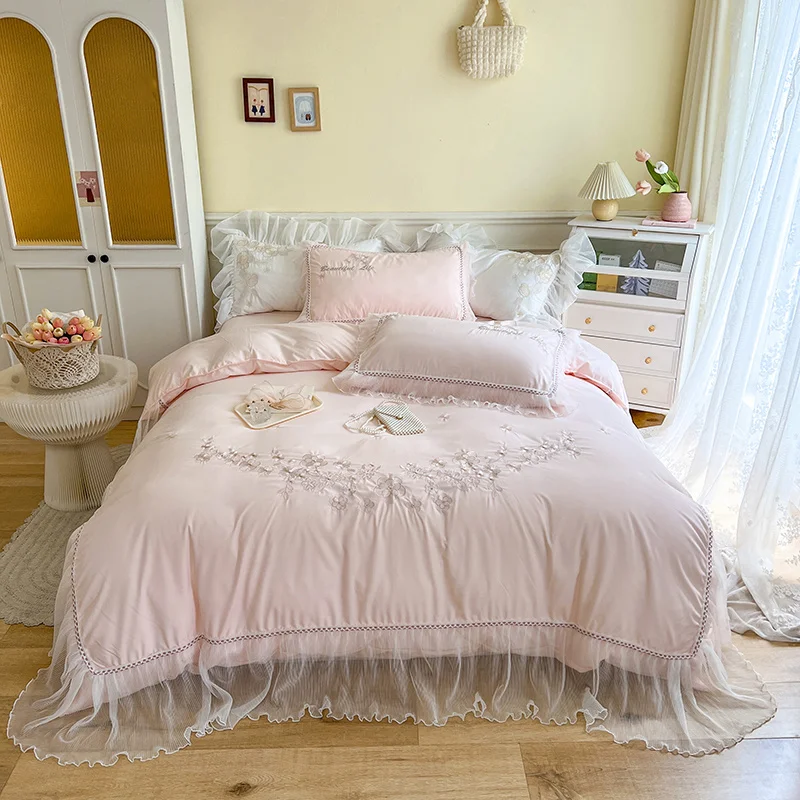 

Pink Girls Bedding Flowers Embroidery Chic Transparent Lace Ruffles Quilt Cover Set Flat/Fitted Sheet Pillowcases Bedclothes