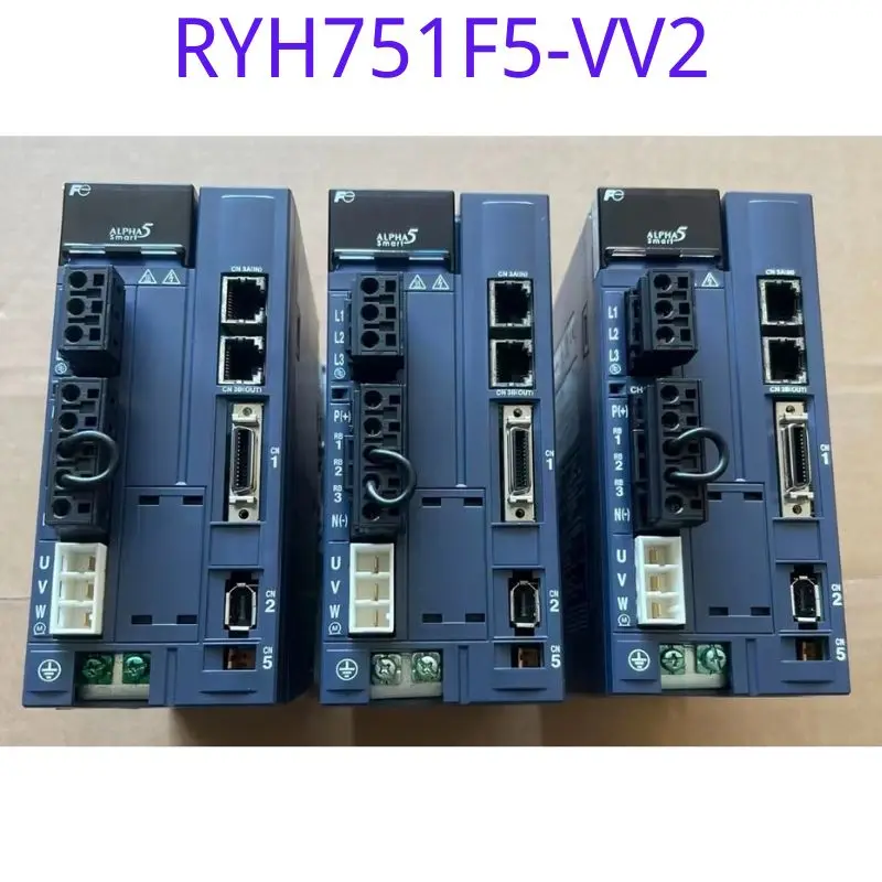 

Used driver RYH751F5-VV2 750W functional test intact