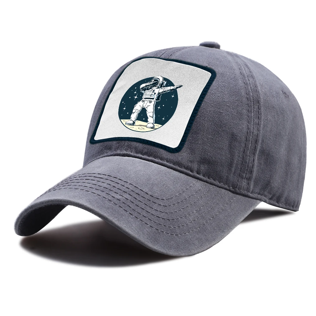 

Бейсболка в стиле унисекс с изображением Луны и астронавта