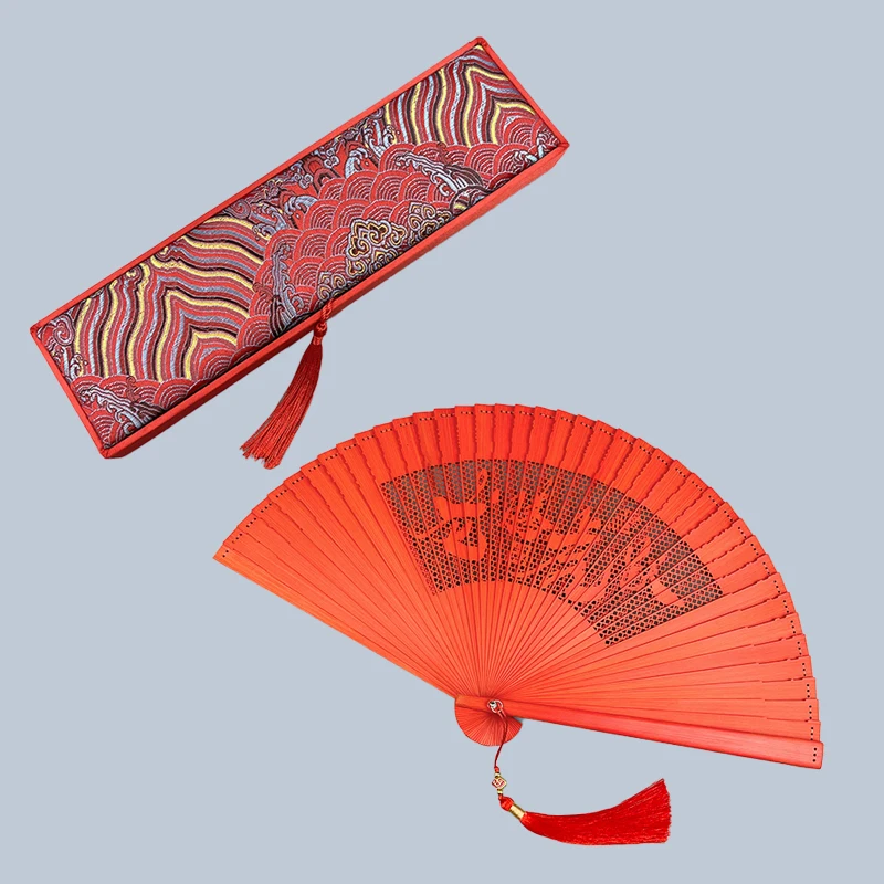 

Китайский красный складной веер из бамбука, свадебный веер для выпускного вечера, Ручной Веер, украшение для дома, ежедневный веер для друзей, Подарочные поделки