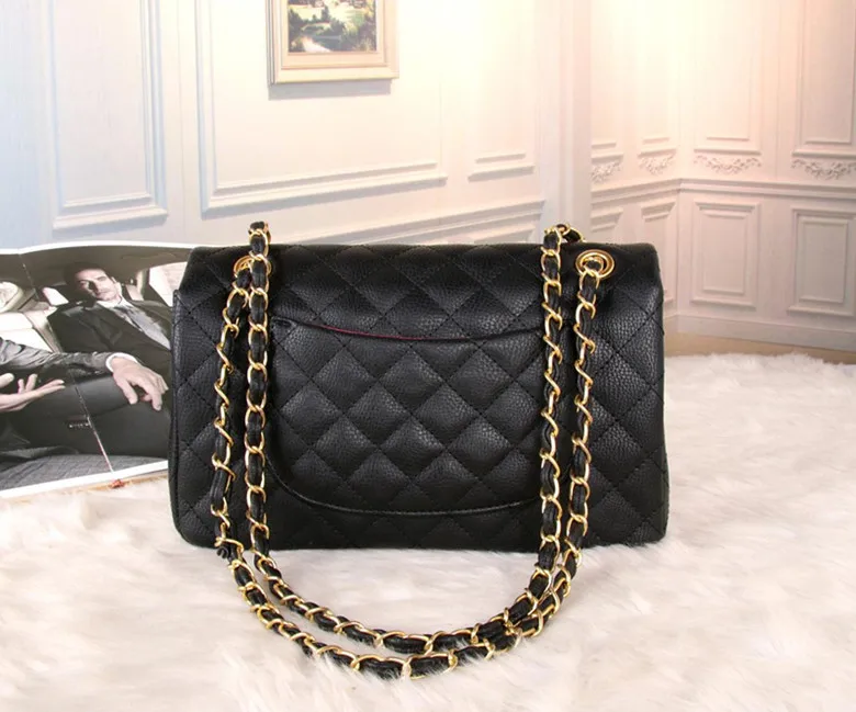 

Luxury goods of high quality single shoulder hand female bag cover type diamond lattice chain bag