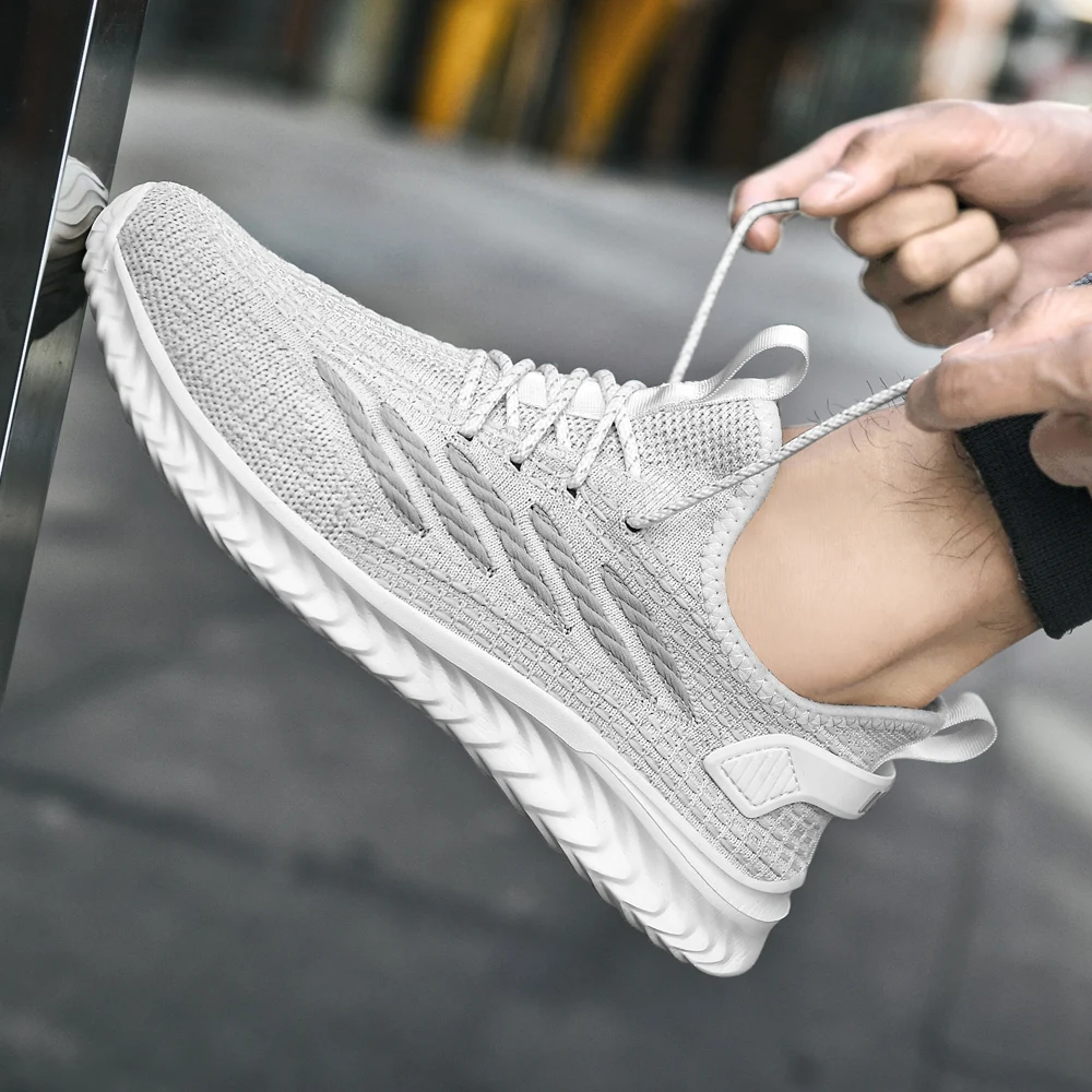 SALUDAS Men Breathable Mesh Flywire Sneakers Light Running Athletic Trainers Leisure Fashion Female Sneakers Tennis Sports Shoes