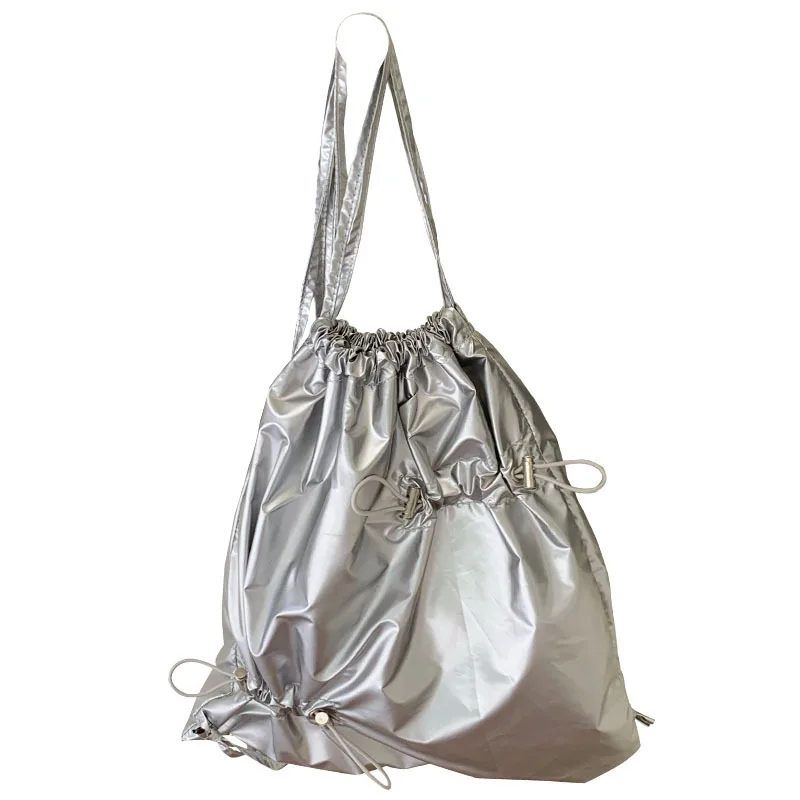 Корейский нишевый дизайн плиссированный серебристый рюкзак на шнурке для женщин