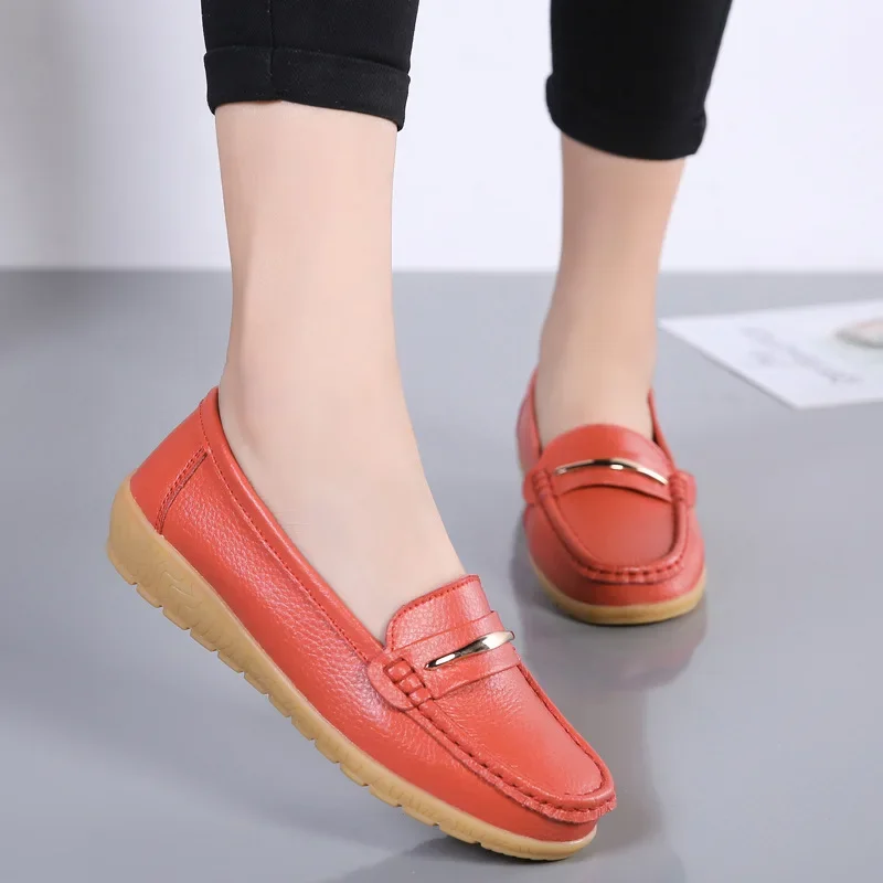 

2022 New Genuine Leather Shoes Woman Slip On Women Flats Moccasins Women's Loafers Spring Autumn Mother Shoe Big Size 35-44