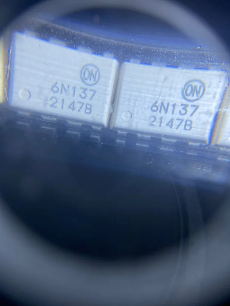 

6n137 light coupling - logic output