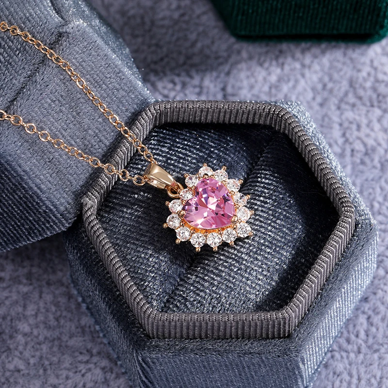 

New Luxury Romantic Gold Heart Of The Sea Pendant Necklaces For Women Pink CZ Stone Inlay Fashion Jewelry Wedding Party Gift