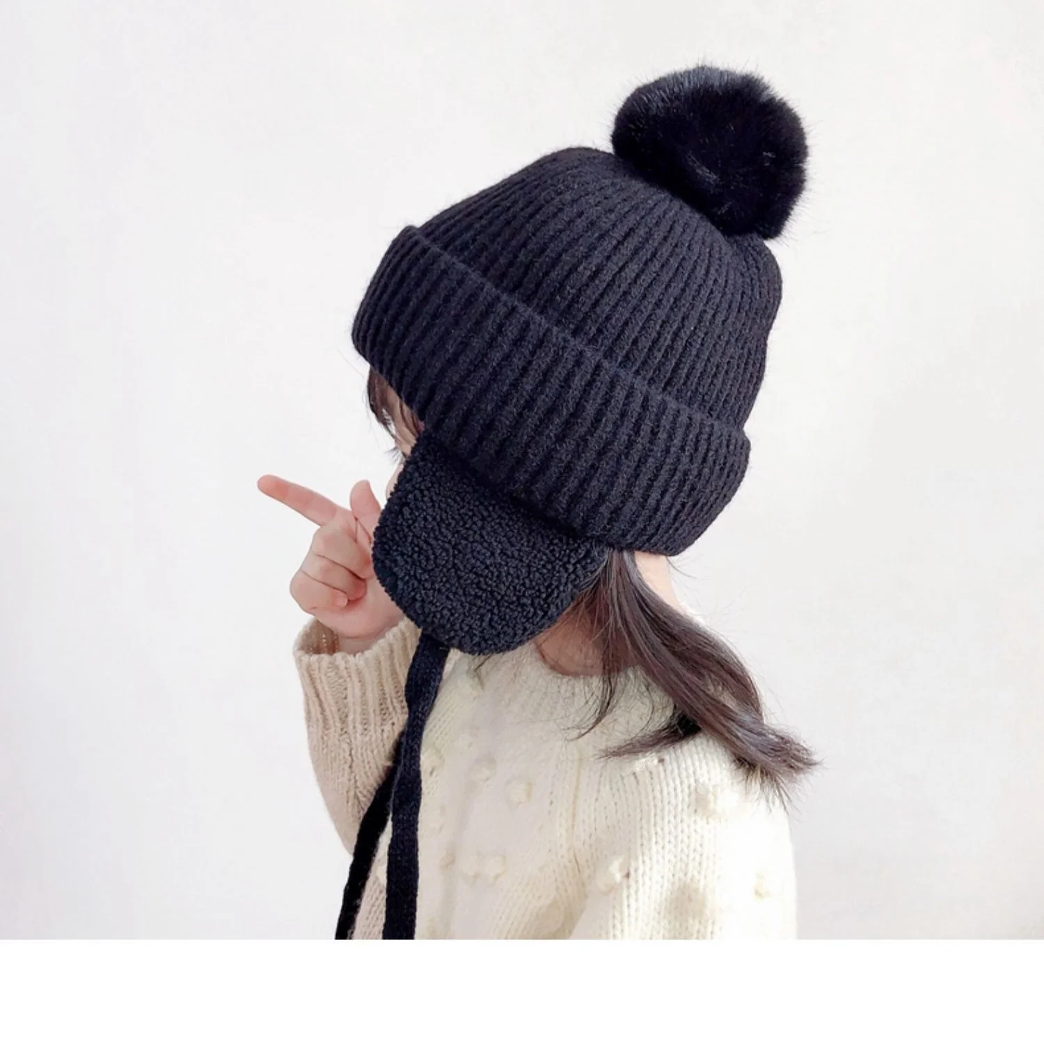 

Children Winter Cap New Fashion Wool Windproof Warm EarFlaps Cotton Cute Knitted Cashmere Hat With Pompoms 3-8 Year