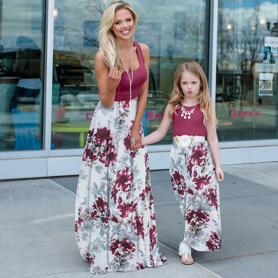 Фото Одежда в Европе, США, платье в тон для родителей и детей, цветное платье с цветочным принтом, экстремальная нижняя юбка с короткими рукавами и цветочным принтом №2
