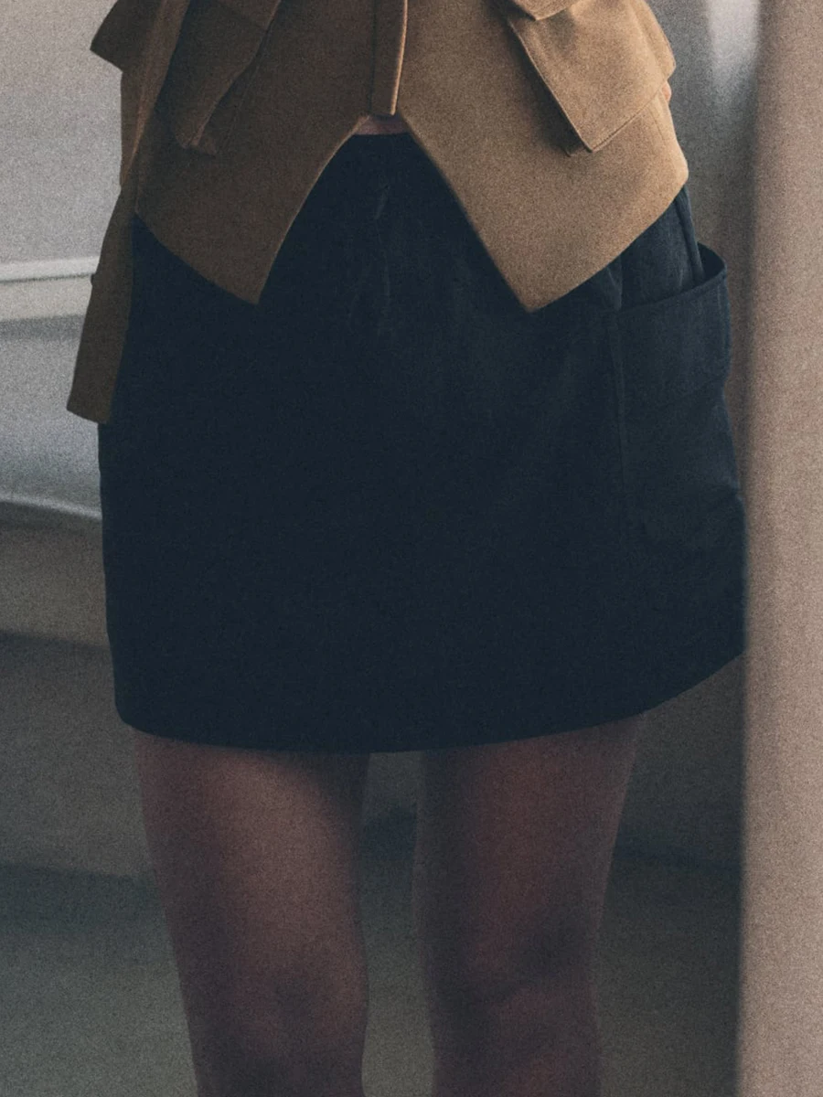 

Модные однотонные юбки-карго, шорты, Женская эластичная мини-юбка со средней талией и карманами, женская уличная одежда, офисные женские короткие брюки, новинка 2023