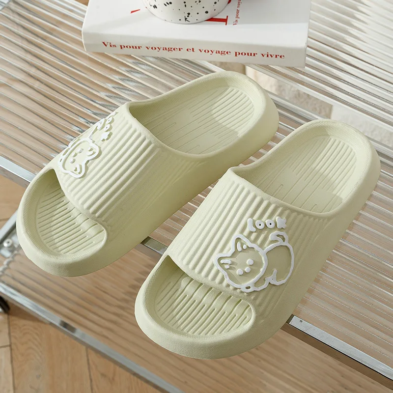 2023New Women's Soft Sole Slippers Summer Outdoor Beach Thick Sole Sandals Bathroom Anti slip Slippers EVA Large shoes for women