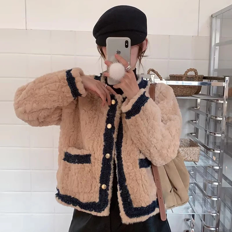 Рисунок 2 - Женское однобортное меховое пальто