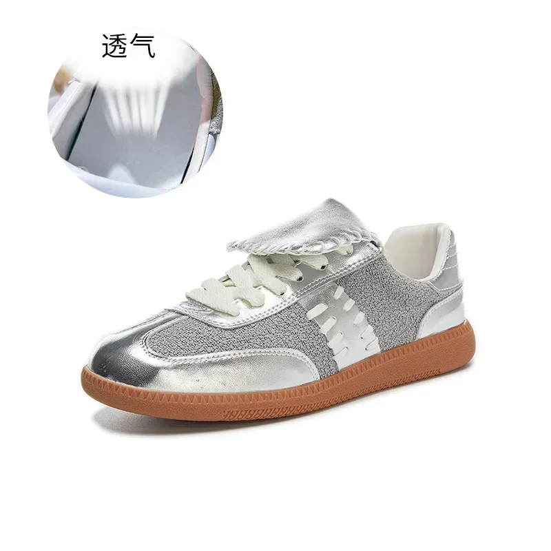 

Женские кожаные кроссовки с вулканизированной подошвой