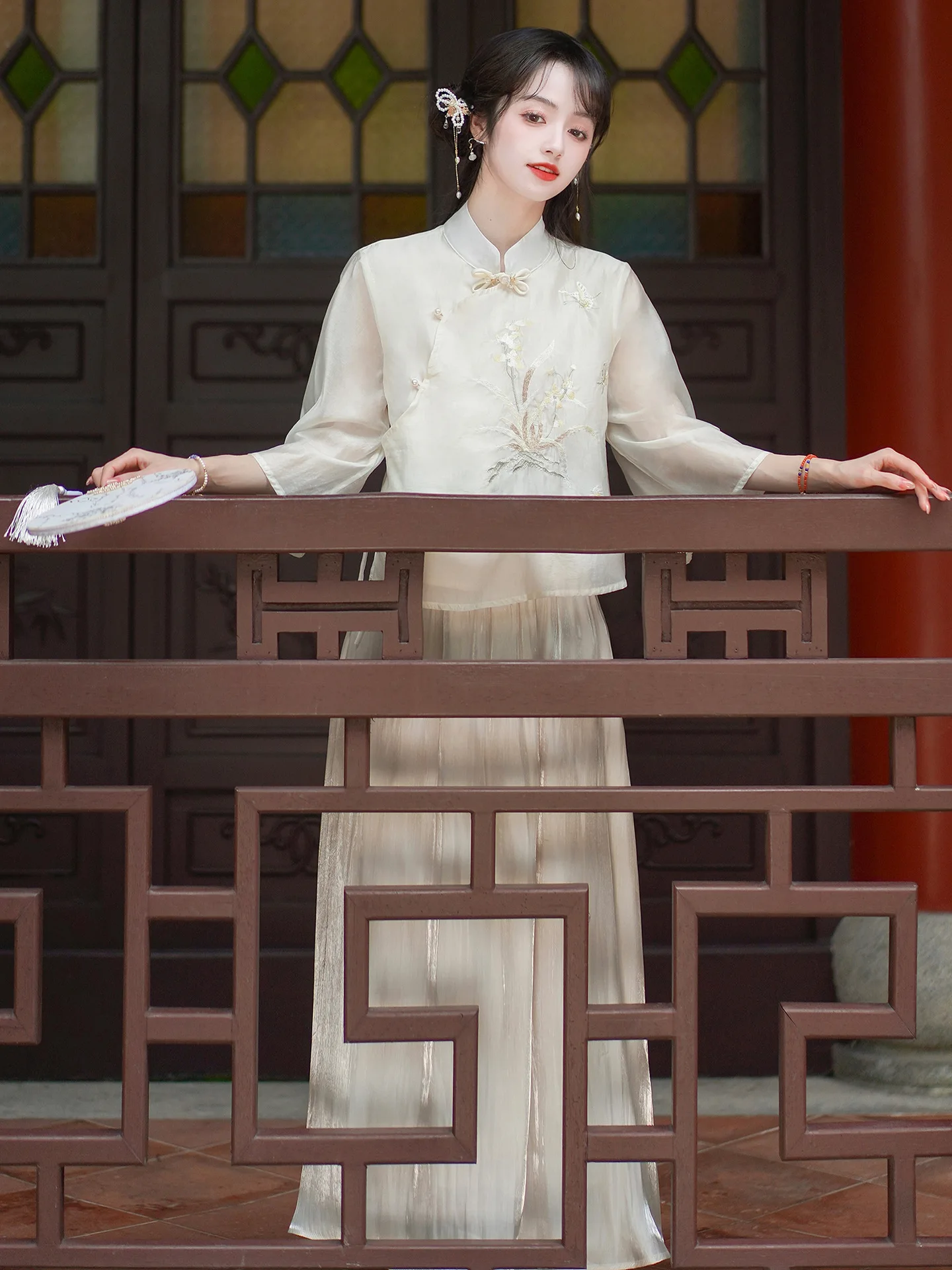 Летняя женская одежда YOUDEYISI в Литературном ретро-стиле с вышивкой рукав три