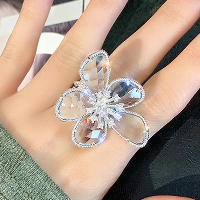 

Fashion Big Crystal Flower Ring Ladies New Open Finger Ring Luxury Zircon Engagement Ring Party Gift Personalized Petals Jewelry