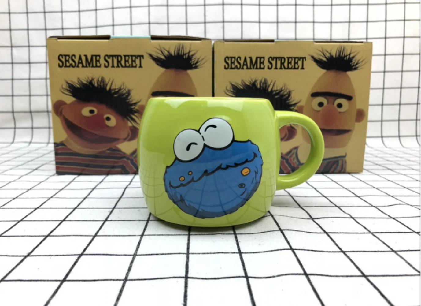 

Cute Cartoon Sesame Couple Pair Cup Oscar Elmo Cookie-Monster Ceramic Mug Valentine'S Day Christmas Gift Mug