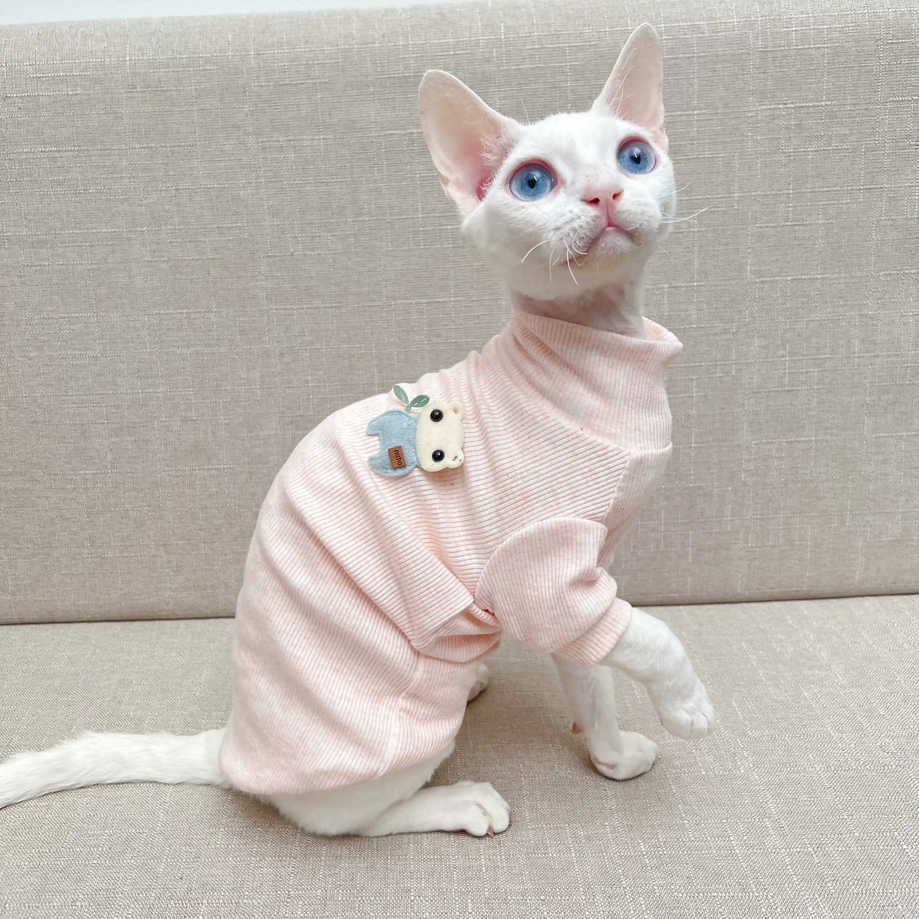 

Cute Thin cute sphinx hairless cat clothes Devon Rex cotton bottoming shirt Spring Summer Kitten Outfits Clothes for Sphynx Cat