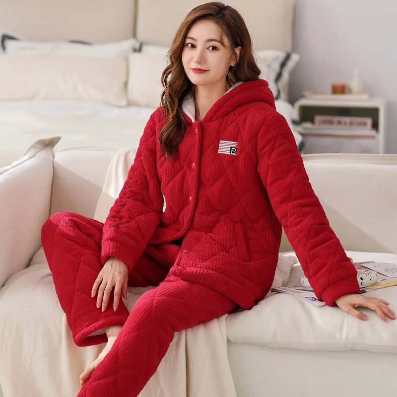 

Одежда для сна женская зимняя трехслойная Толстая стеганая куртка с коралловым бархатом фланелевая Домашняя одежда осенне-зимний комплект с капюшоном
