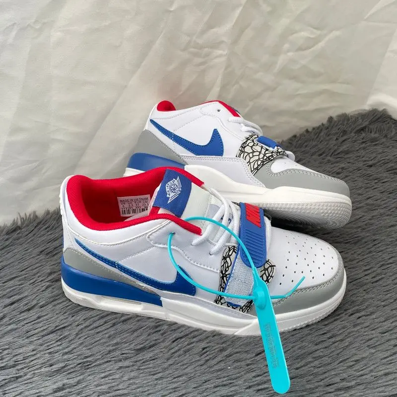 В наличии 24 часа доставкабольшой брендСпортивные и повседневные кроссовки для