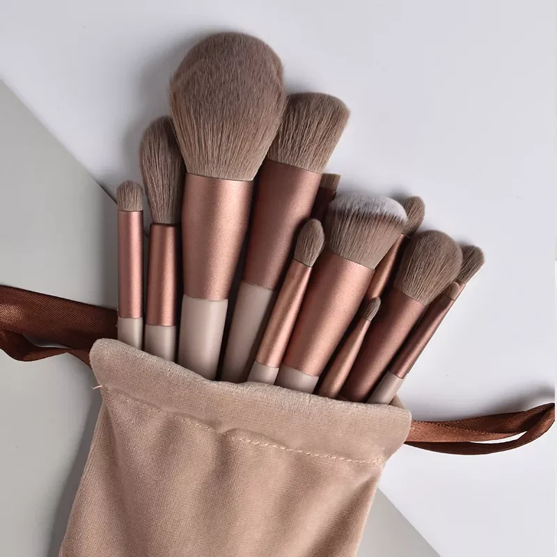 

NEW2023 13pcs Professional Makeup Brush Set Soft Fur Beauty Highlighter Powder Foundation Concealer Multifunctional Cosmetic Too