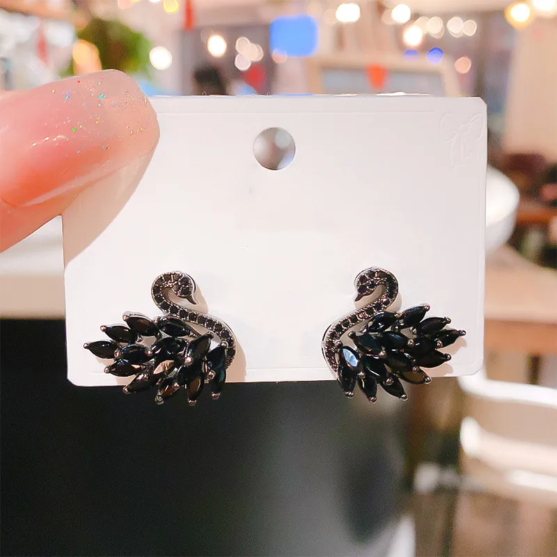 

2023 Elegant Black Swan Premium Women's Earrings Exquisite Temperament Wedding Cocktail Party Jewelry Girlfriend Holiday Gift