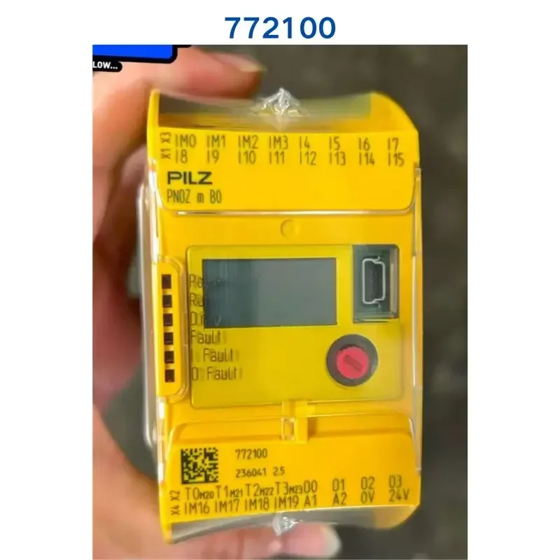 Совершенно новое реле PILZ PNOZ m B0 772100 |