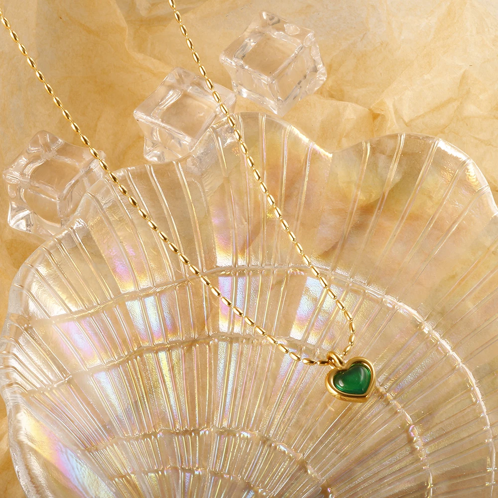 Новый Ins простой кулон с зеленым сердцем ожерелье любовью цепочка из бусин