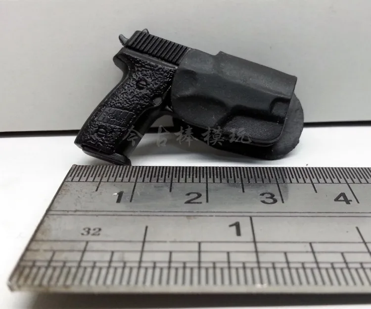 

Мини-фистальная модель для экшн-фигурок DML 1:6 Soldier P226