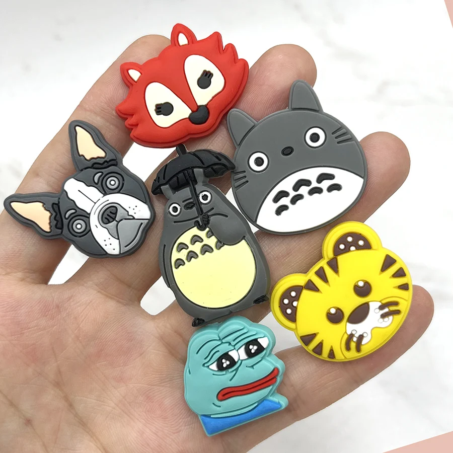 

Cute Animal PVC Shoe Charm Accessories Diy Cat Dog Fox Sad Frog Shoe Buckle Decor Fit Pins Croc Charms JIBZ Kid X-mas Party Gift