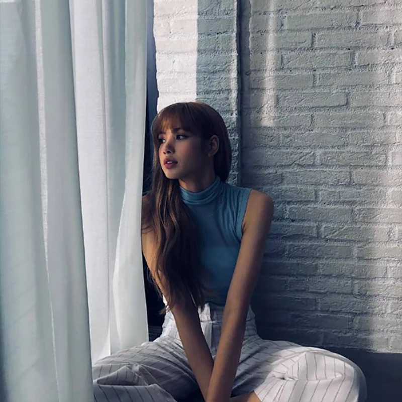 

Kpop LISA Summer Sexy Tight Solid Slim Sleeveless Turtleneck Vest Tops+White Loose High Waist Striped Pants Women Two Piece Set