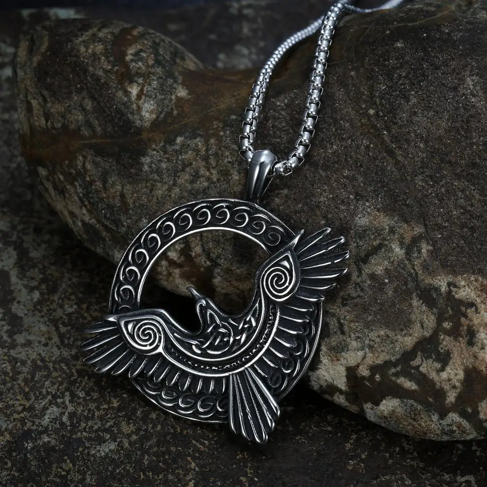 

Norse Mythology Flying Eagle Pendant Necklace Men's Retro Punk Raven Totem Celtic Knot Vegvisir Slavic Rune Amulet Jewelry Gift