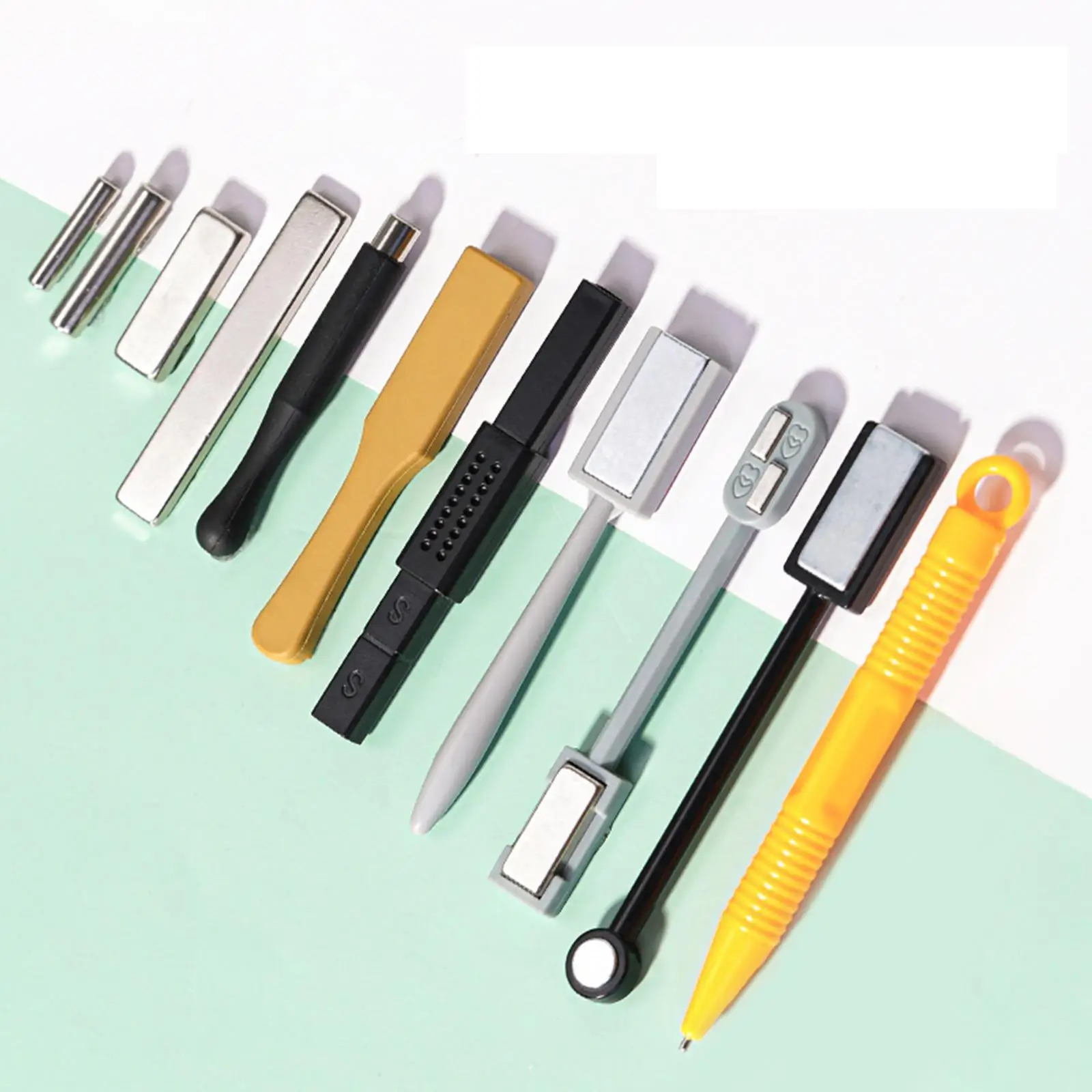 

Portable Cat Eye Nail Polish Magnets Nail Polish Magnet Tool for DIY Home