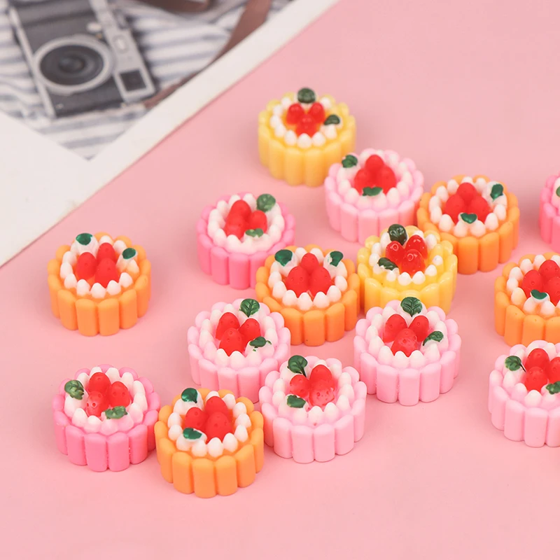 

5Pcs Mini Dollhouse Miniature Food Cute Simulation Small Cream Cake DIY Food Accessories For Doll House Decor Toys