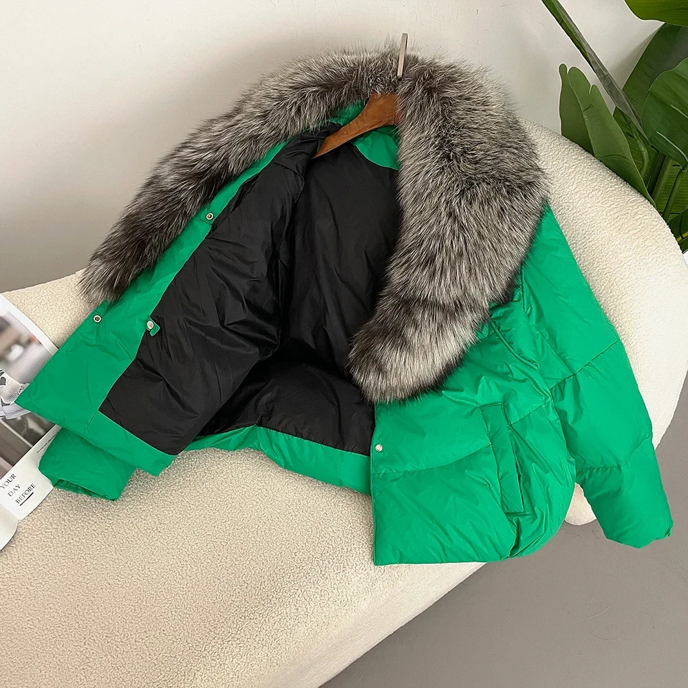 Женский пуховик со съемным меховым воротником на белом утином пуху плотная