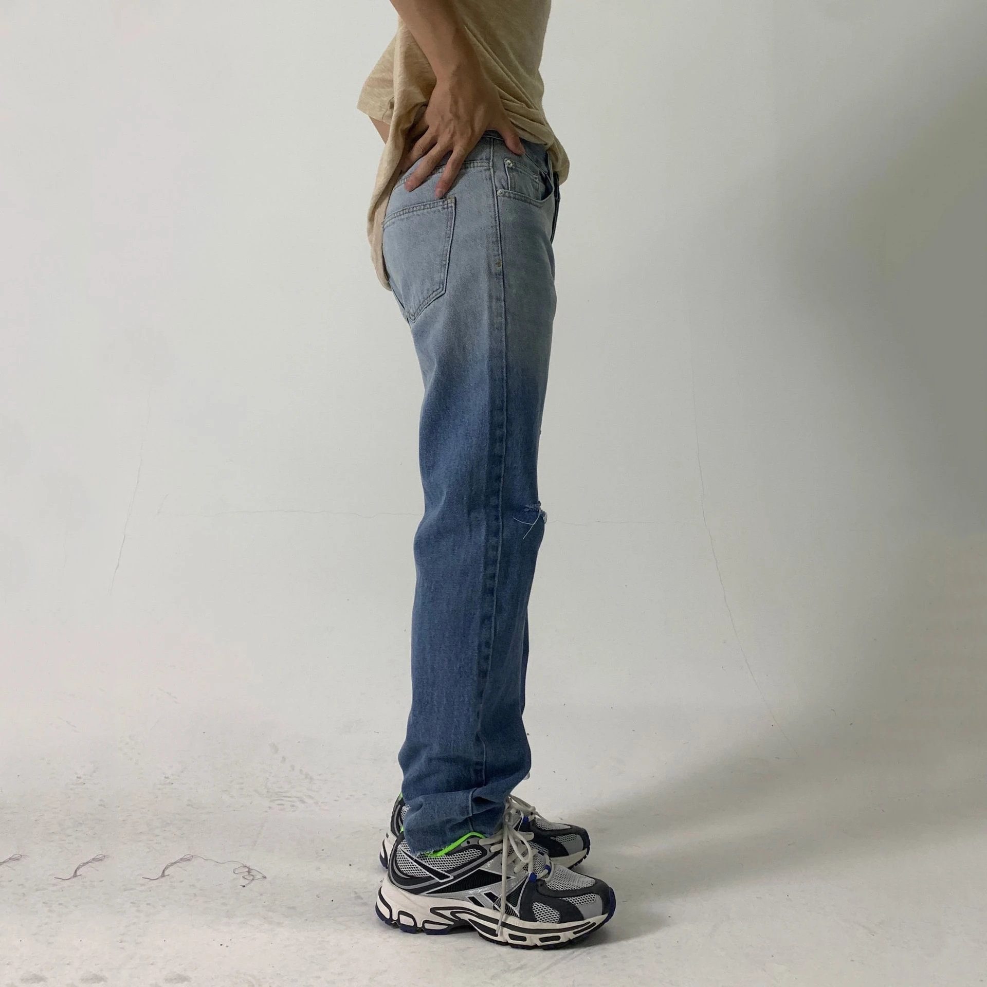 Men's Gradient Jeans Korean Style Straight Pants Design Long Pants Women's Ripped Beggar Wide Leg Pants Streetwear Men  Casual