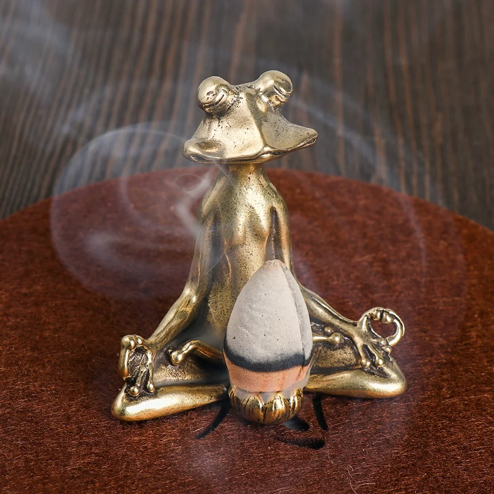 

Медная статуэтка лягушки кадило