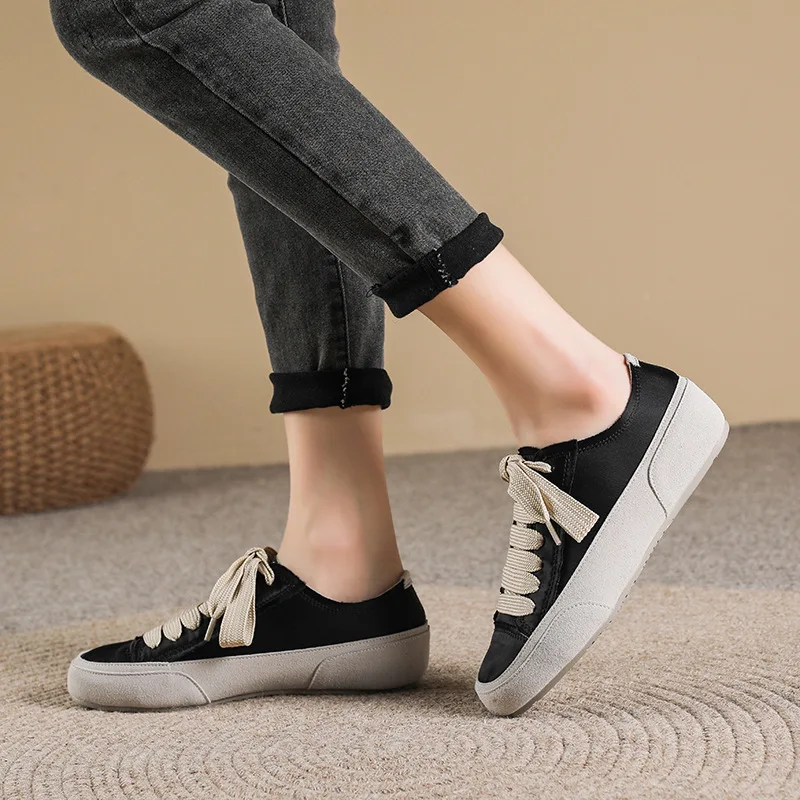 2023 New Satin Shoes Flat Sneakers Women's Commuter Shoes Flat Shoes Casual and Comfortable Soft Bottom White Shoes Women Tennis
