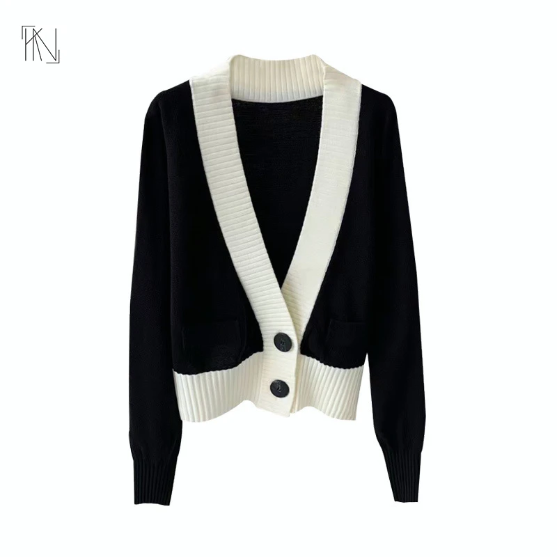 Wool V-neck Black and White Contrast Color Long-sleeved Knitted Cardigan 2022 Autumn New Women Single-breasted Loose Sweater